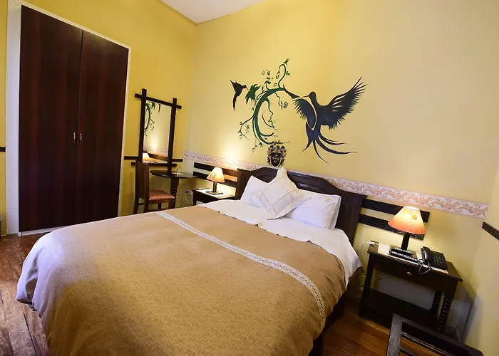 Hotel Yabar Plaza