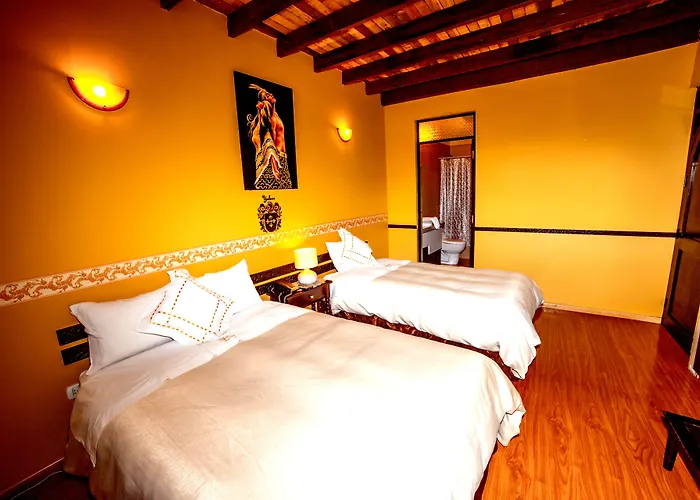 Yabar Plaza Cuzco