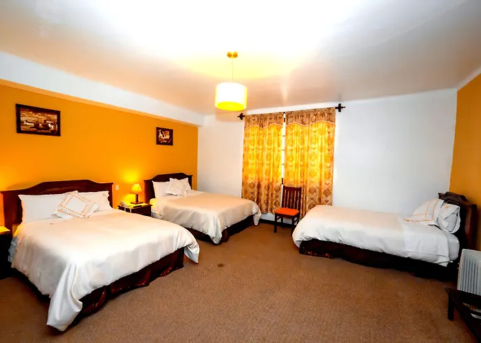 Hotel Yabar Plaza