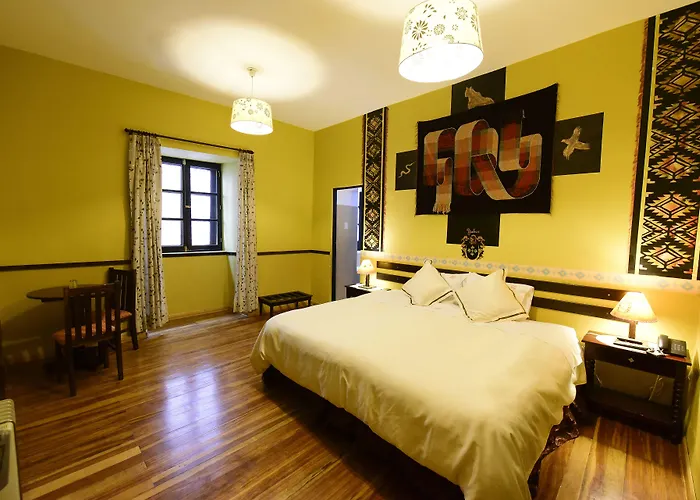Hotel Yabar Plaza 3*