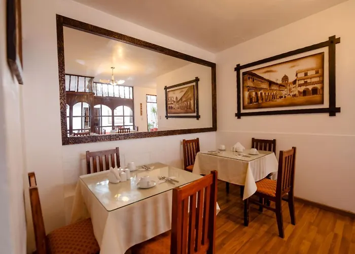 Hotel Yabar Plaza