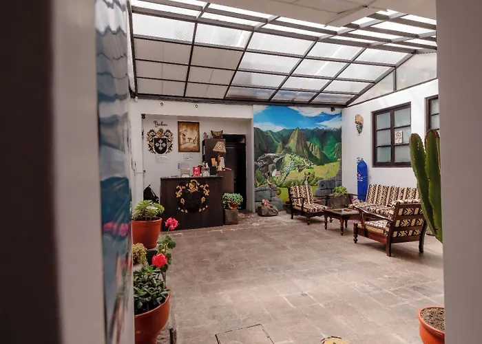 Hotel Yabar Plaza